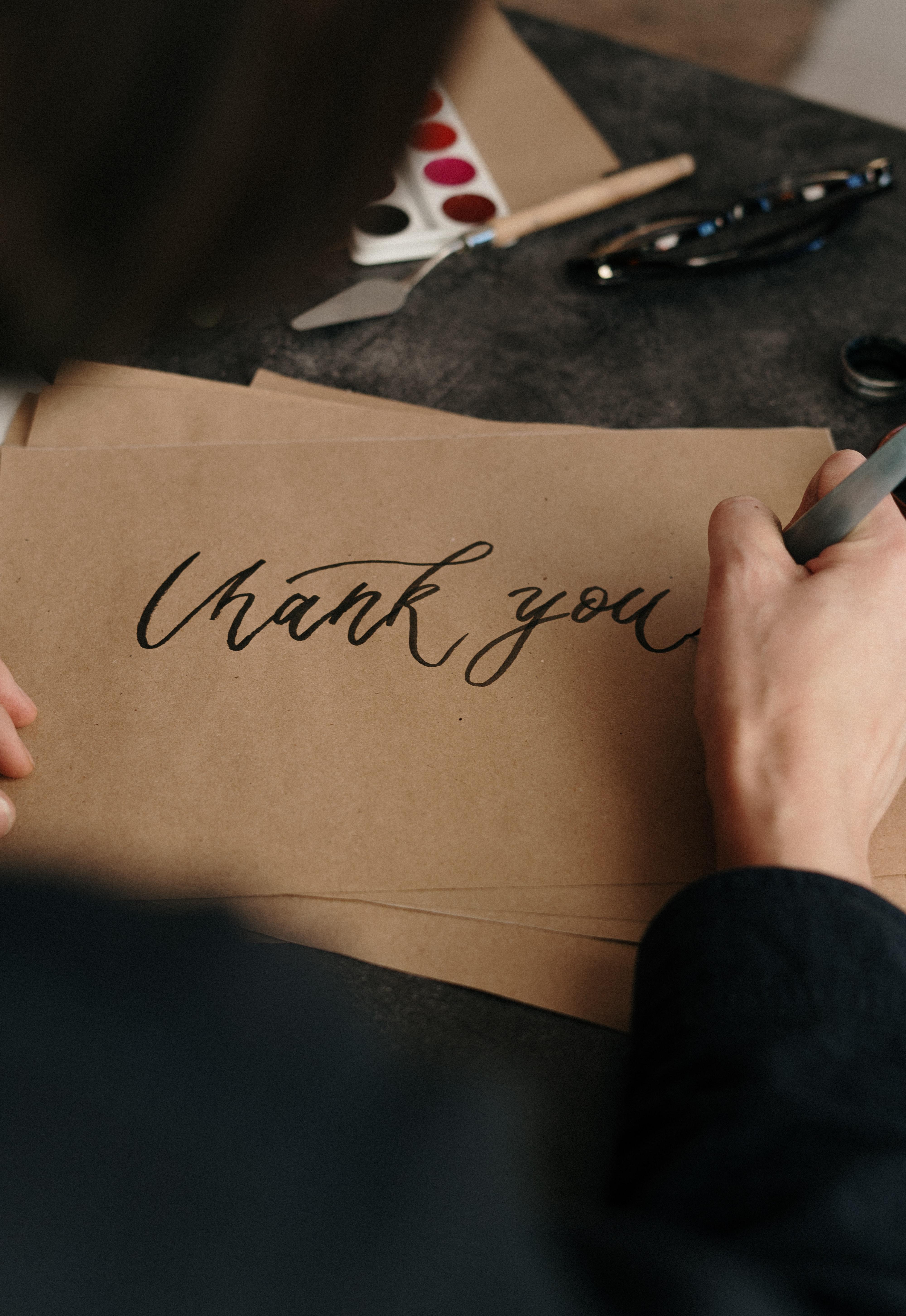 Tips for Writing Post-Wedding Thank You Notes (with ChatGPT-generated examples You Can Use)