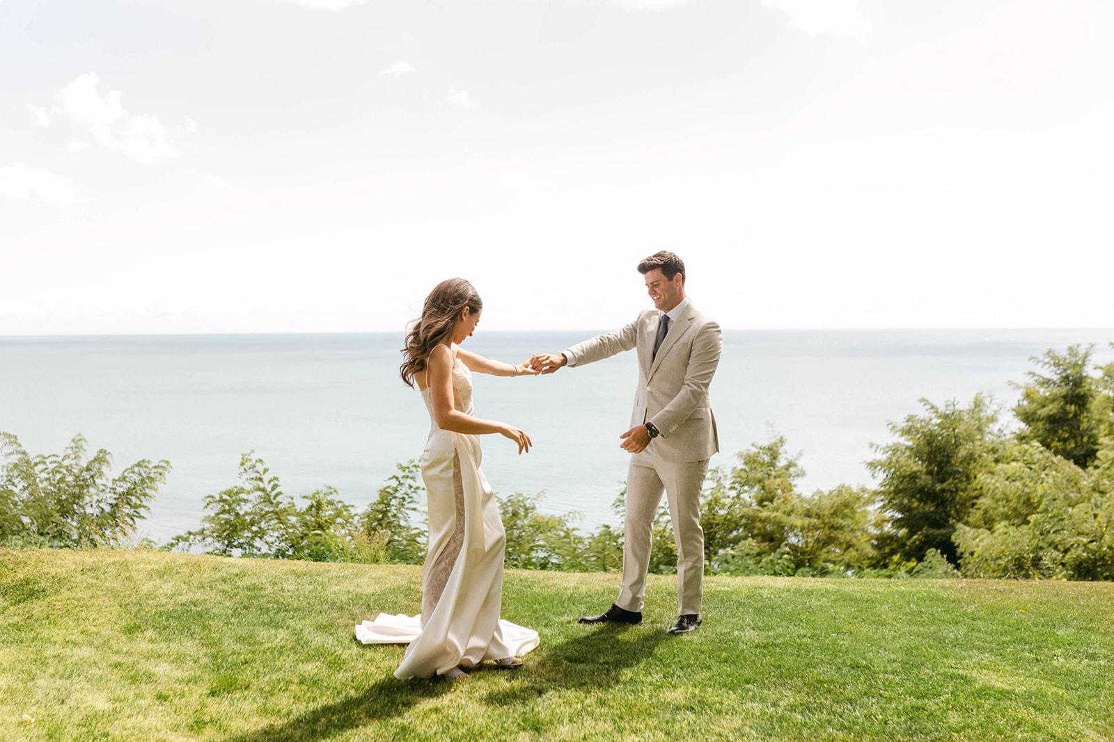 A Romantic Fall Wedding at The Toronto Hunt photo 4