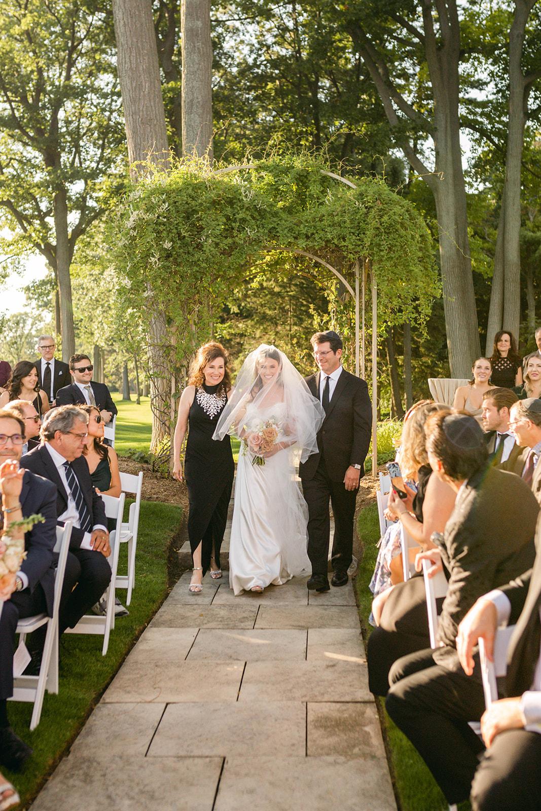 A Romantic Fall Wedding at Toronto Hunt Club 57