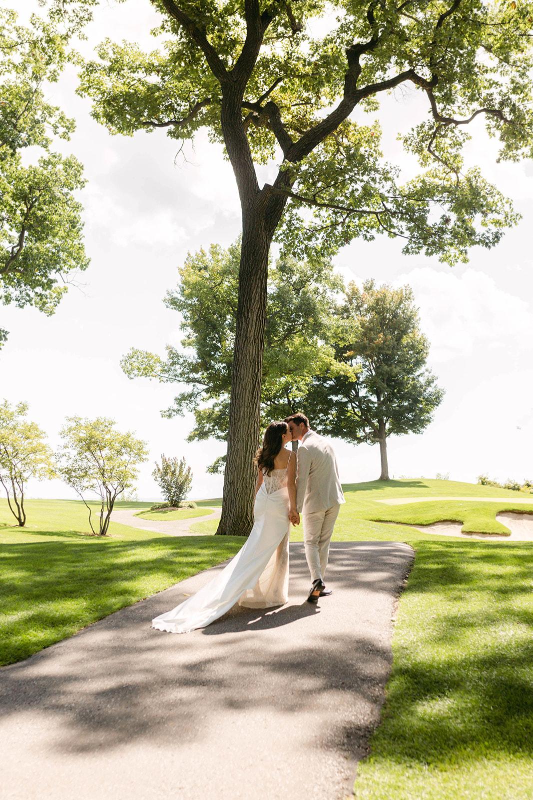 A Romantic Fall Wedding at Toronto Hunt Club 50