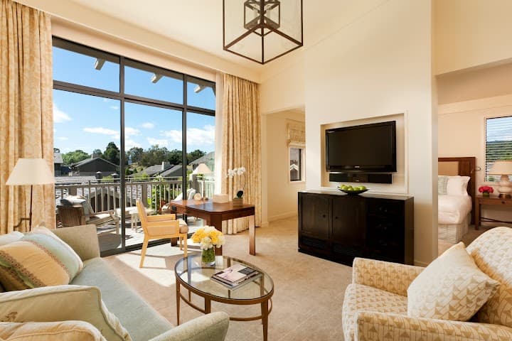 Rosewood Sand Hill portfolio 3