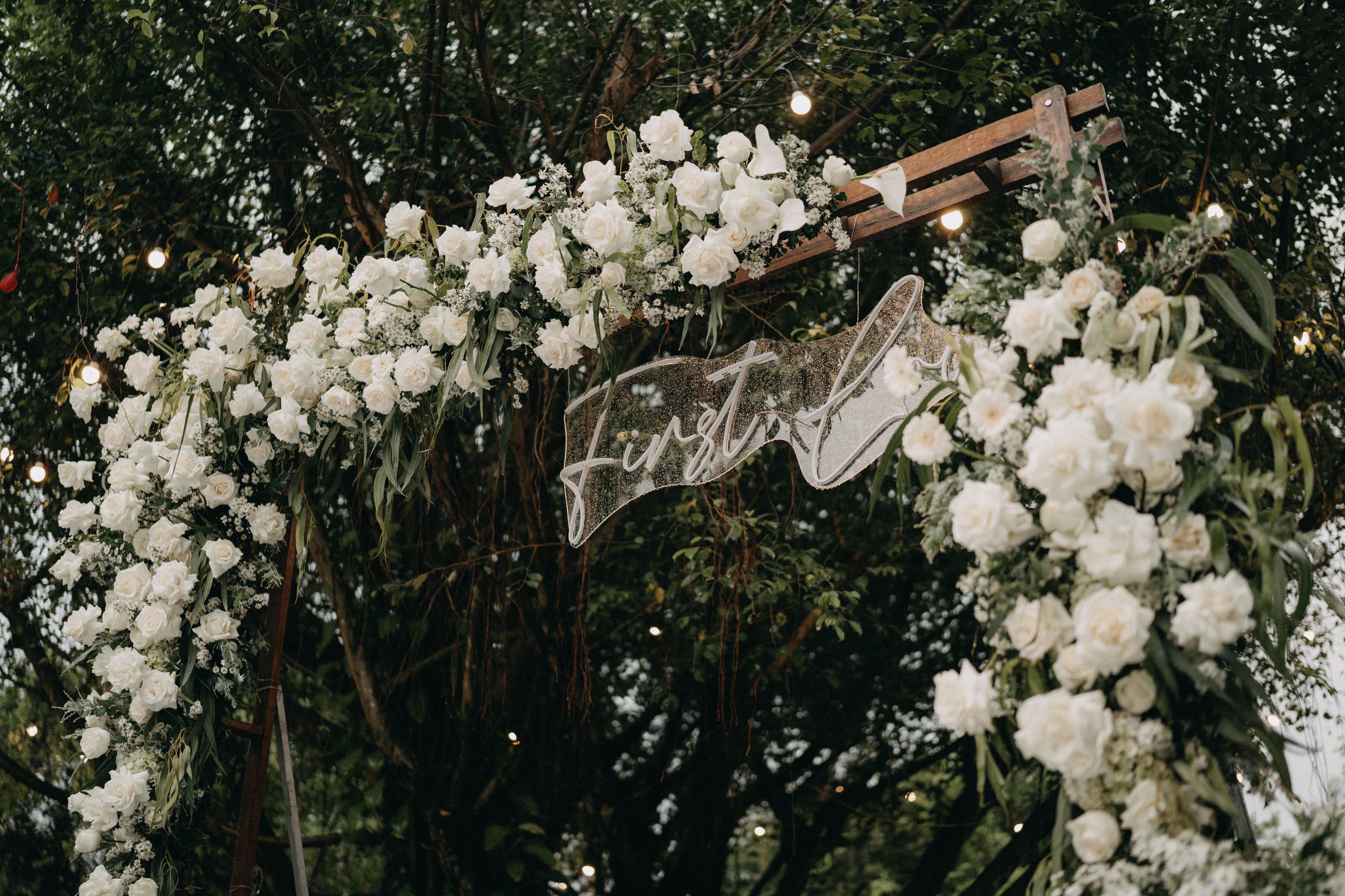 Wedding DIY: Crafting Your Way to a Unique and Personalized Celebration