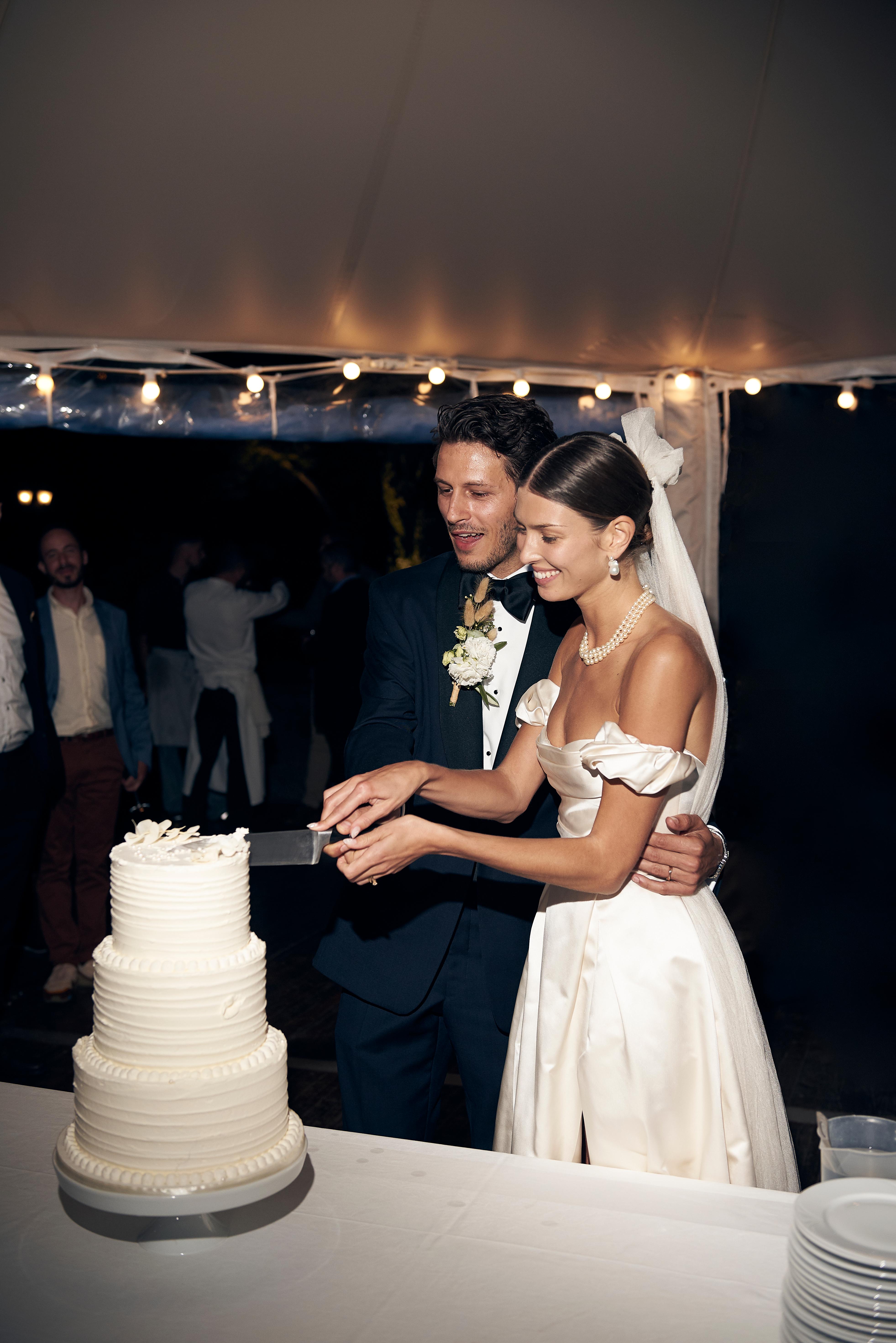 An Intimate, Romantic Wedding in France 13