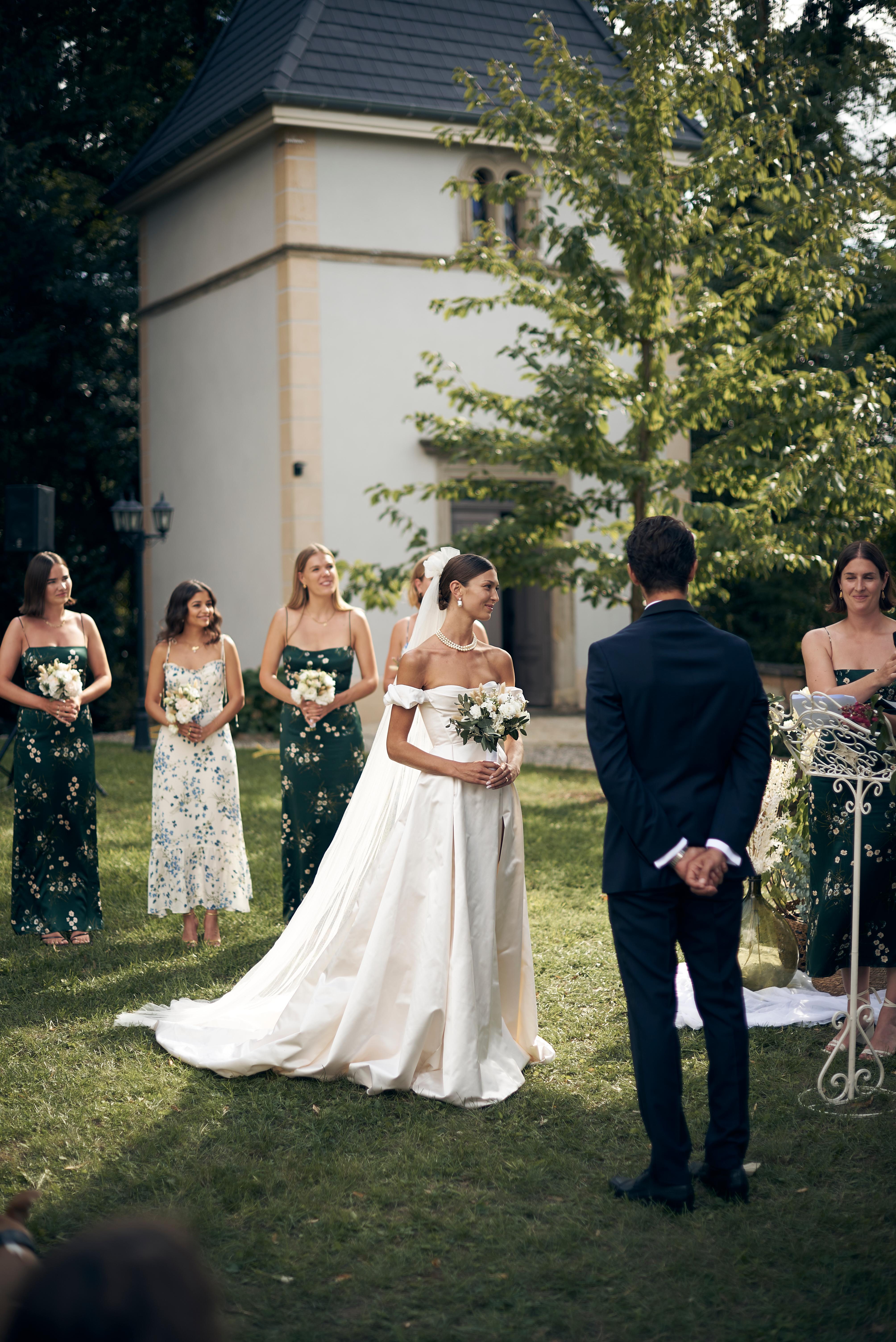 An Intimate, Romantic Wedding in France 14