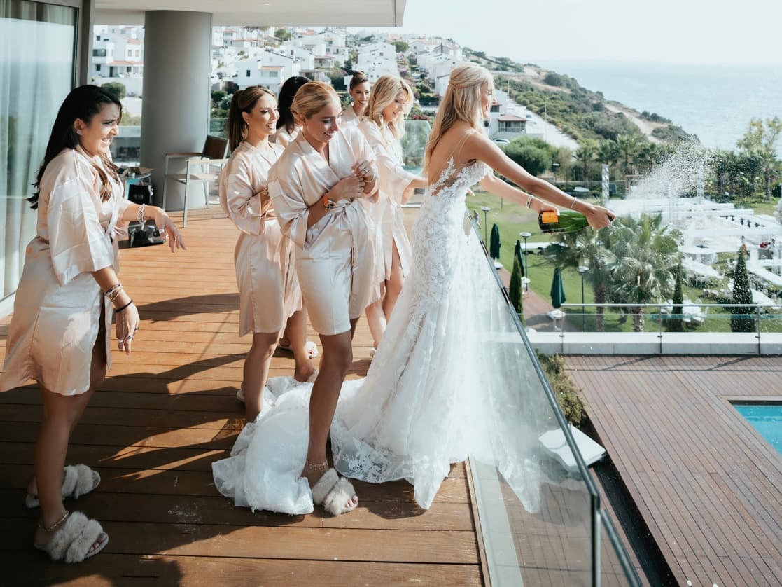 A Glamorous Summer Wedding in Çeşme, Turkey 8