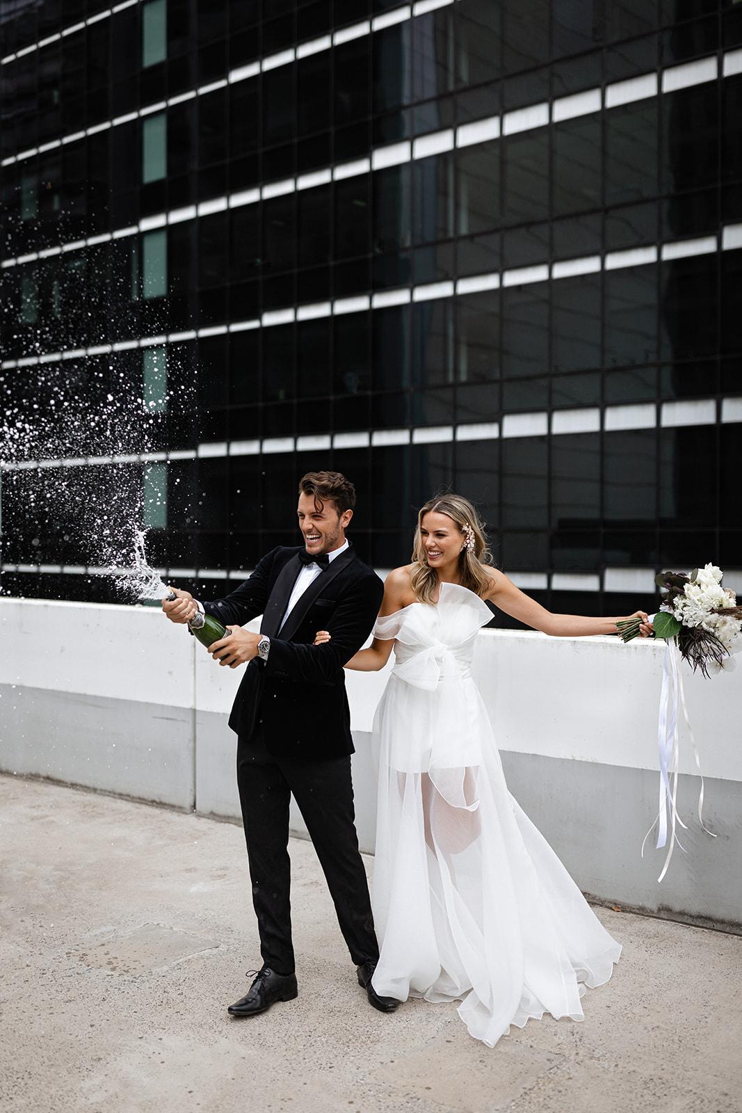 A Modern Winter Wedding at the Siglo Bar