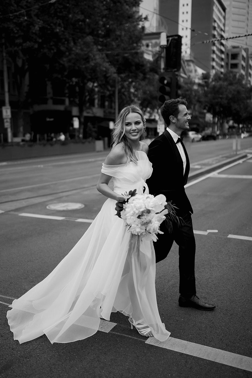 A Glamorous Winter Wedding at the Siglo Bar in Melbourne, Australia 28