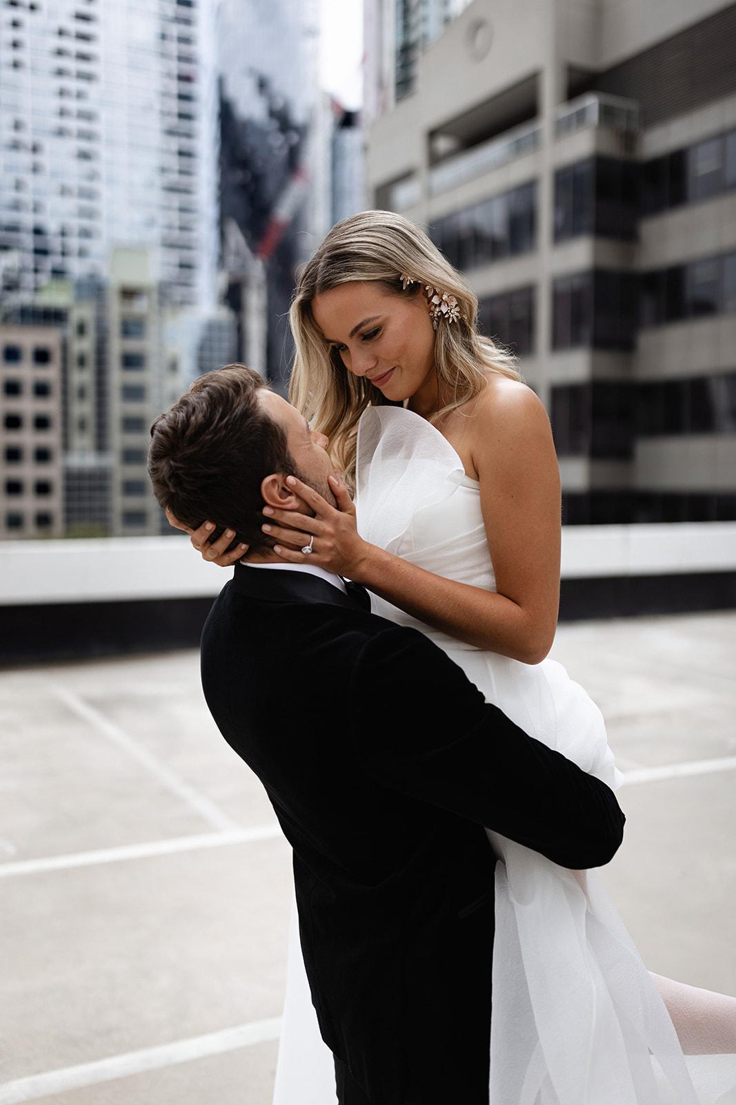 A Glamorous Winter Wedding at the Siglo Bar in Melbourne, Australia 39