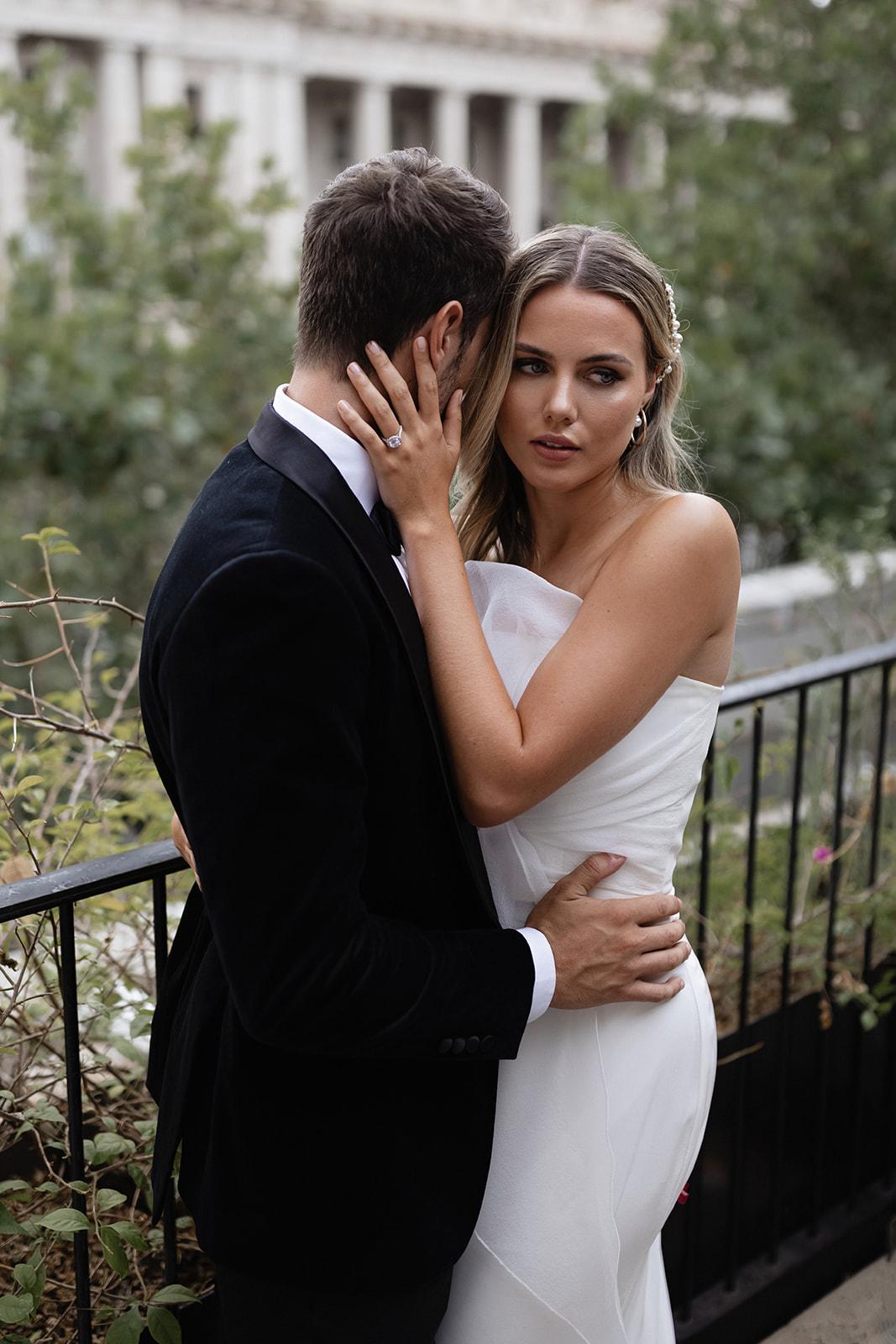 A Glamorous Winter Wedding at the Siglo Bar in Melbourne, Australia 32