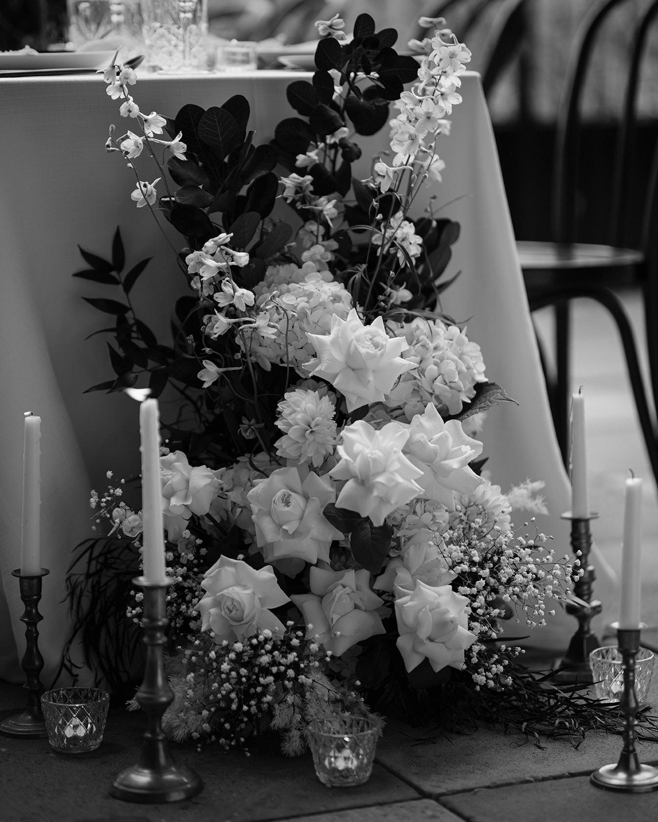 A Modern Winter Wedding at the Siglo Bar photo 3