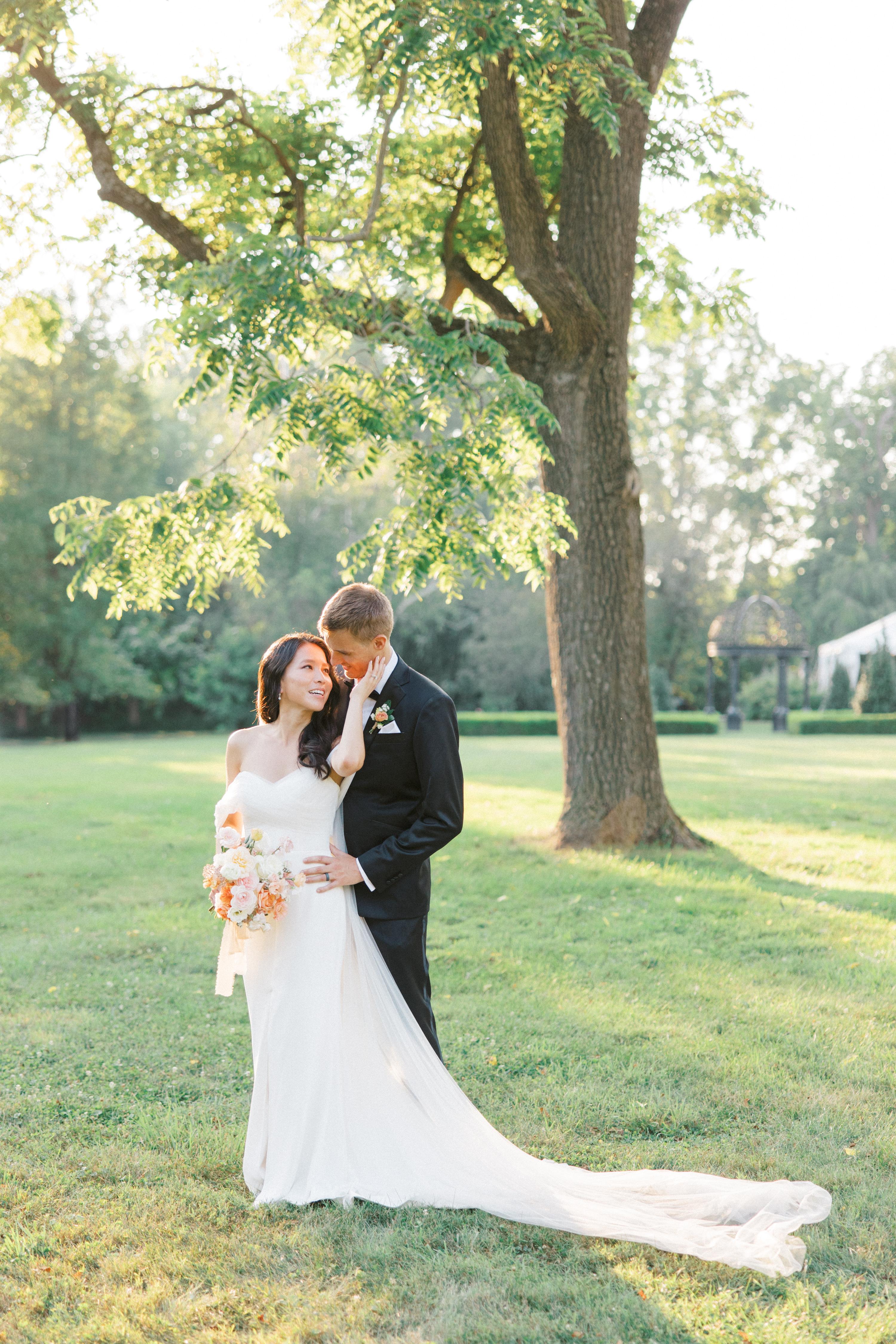 A Romantic Summer Wedding at The Inn at Barley Sheaf Farm photo 4