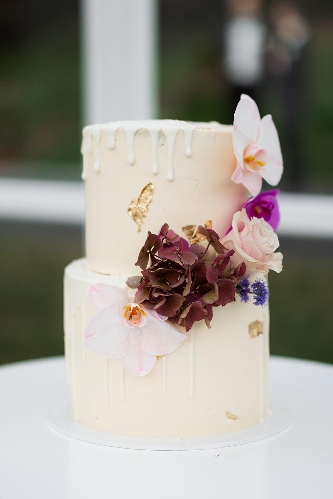 Cakes by Pippy