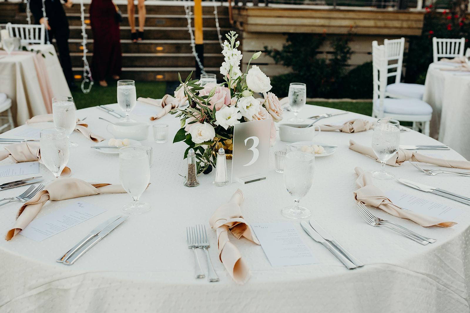 A Romantic Fall Wedding at Horseshoe Bay Resort and Yacht Club photo 2