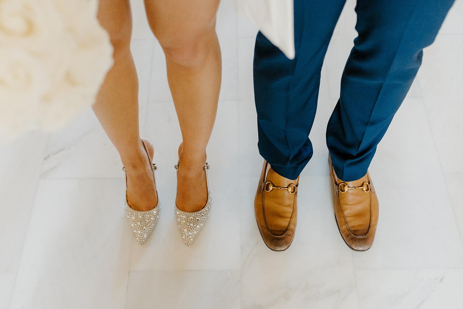 A Modern Spring Elopement at San Fransisco City Hall 4