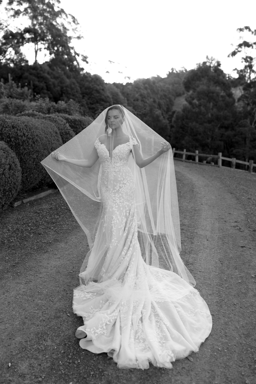 Shehzarin Batha Couture