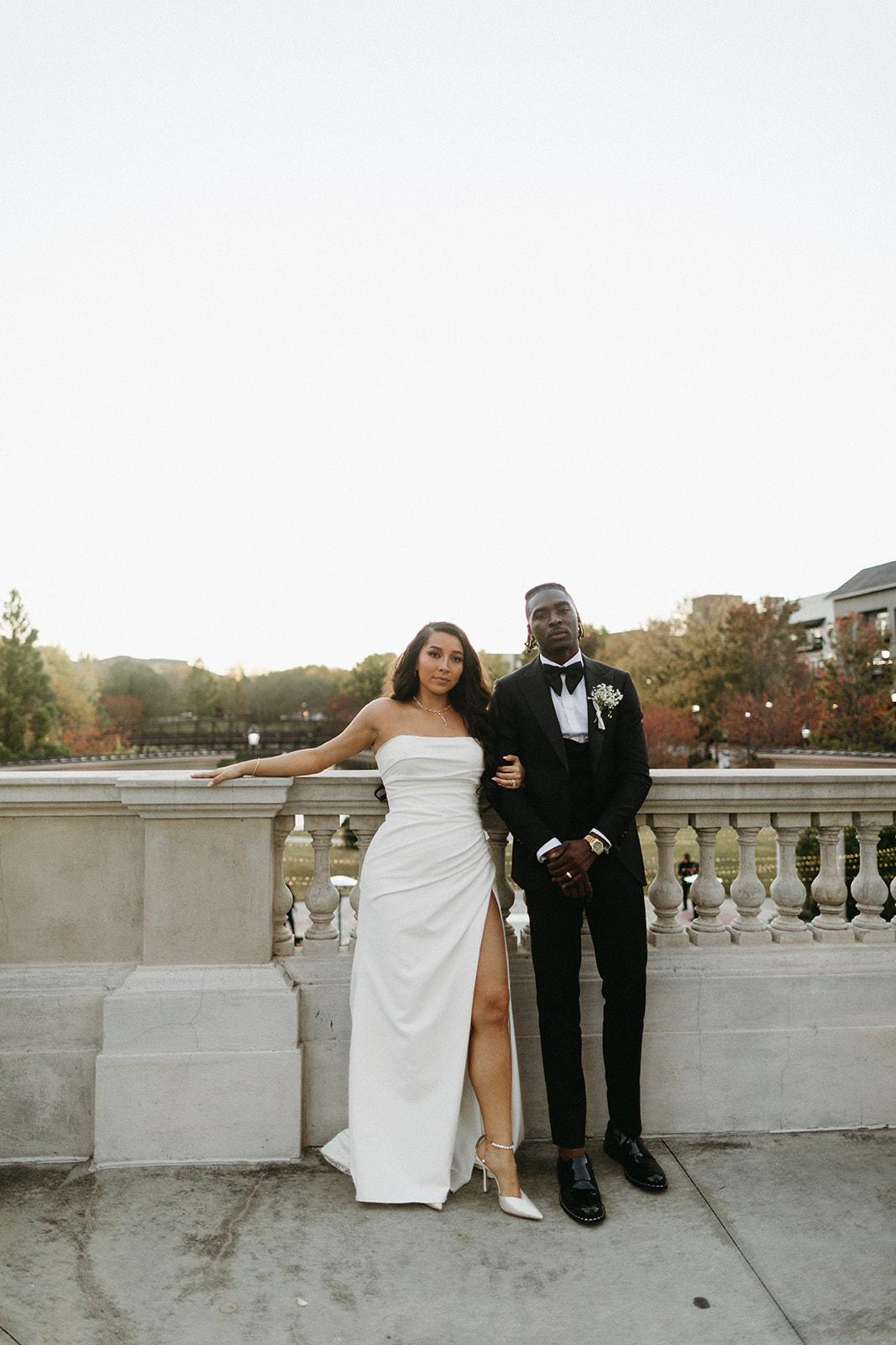 A Modern Fall Wedding at Millennium Gate Museum