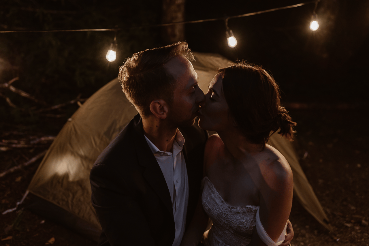 A Non-Traditional Summer Elopement at Artist Point photo 3