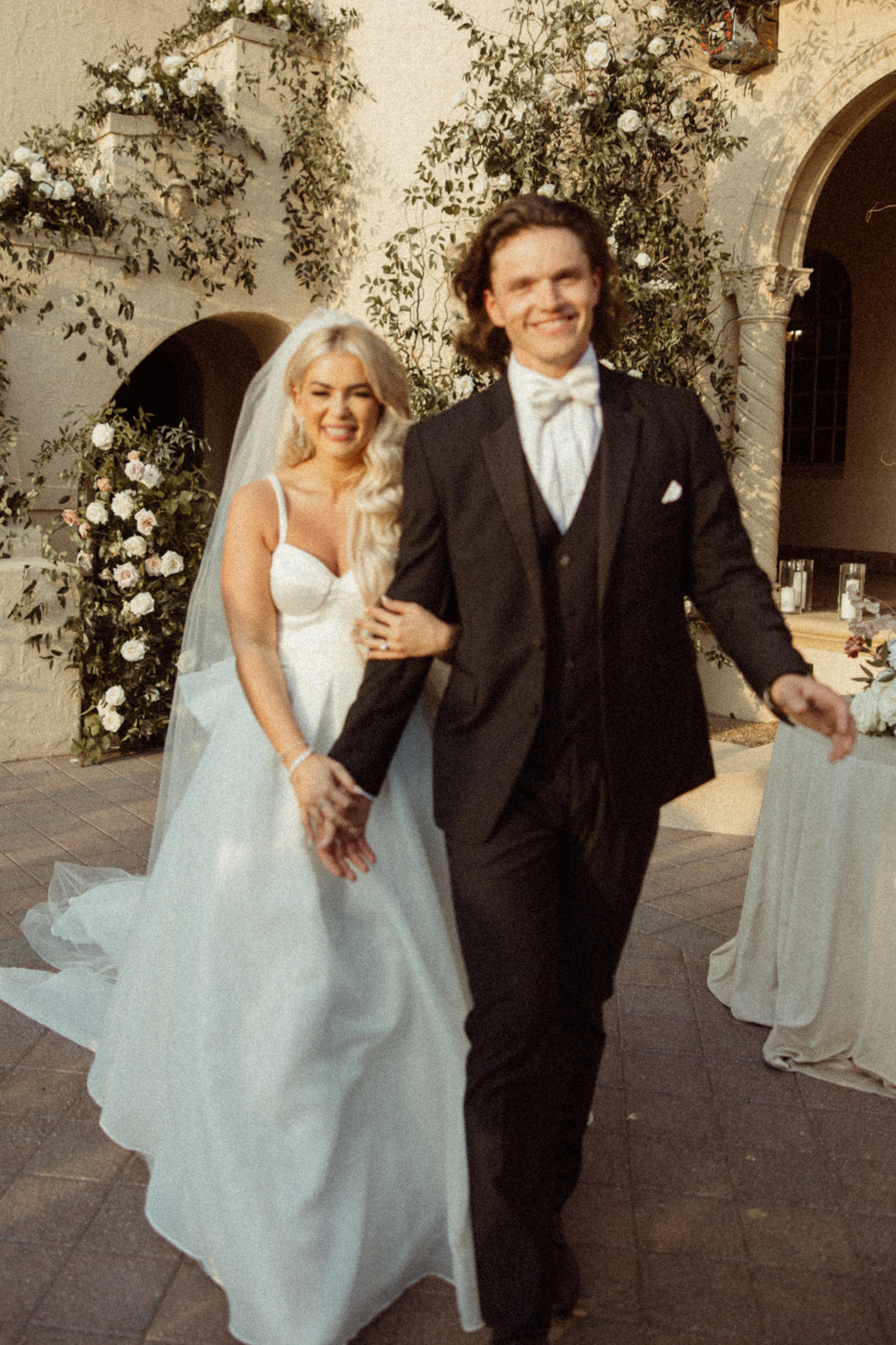 Kelseys wedding modern 39