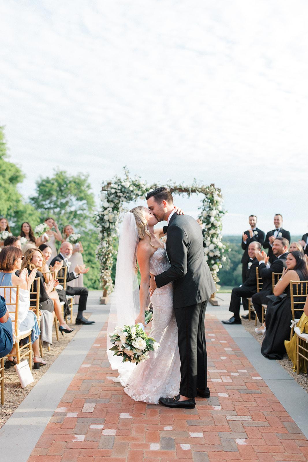 A Classic Summer Wedding at The Mansion at Natirar