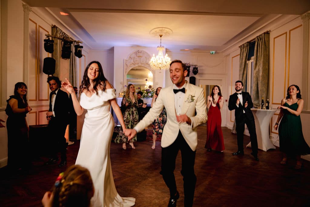 A Whimsical Spring Wedding at Chateau d'Aveny photo 4