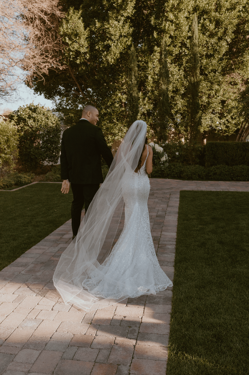 A Modern Winter Wedding at Stonebridge Manor photo 3