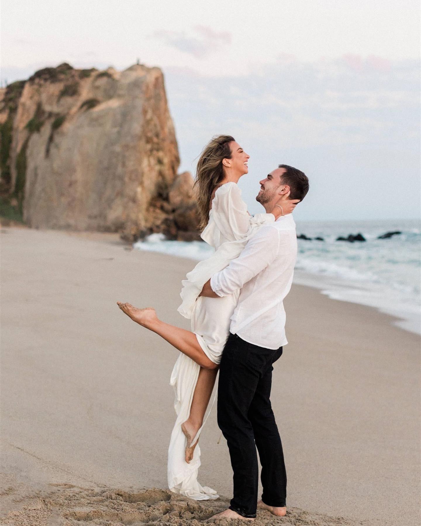 A Romantic Engagement Photoshoot in Malibu 6