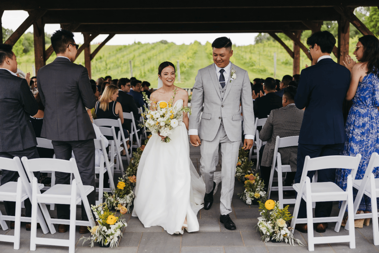 A Classic Summer Wedding at Heritage Estate Winery photo 2