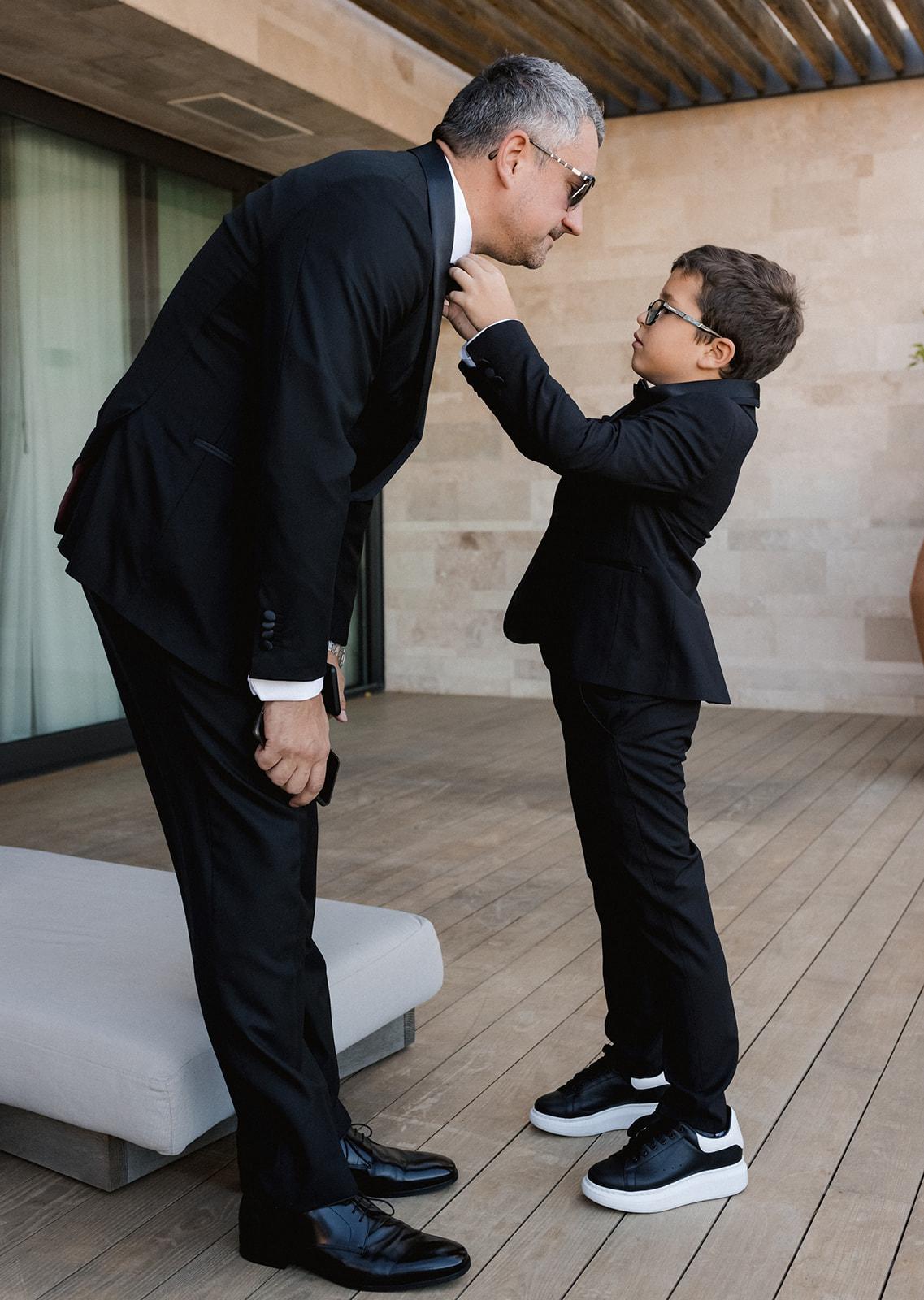 A Glamorous Fall Wedding at 6