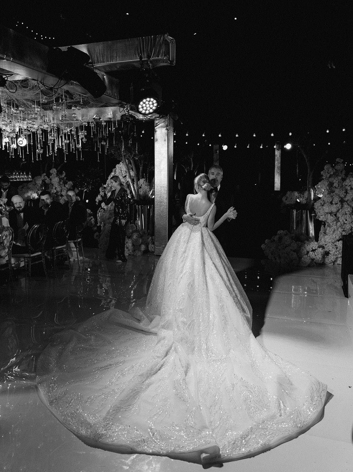 A Glamorous Fall Wedding at The Bodrum EDITION photo 5