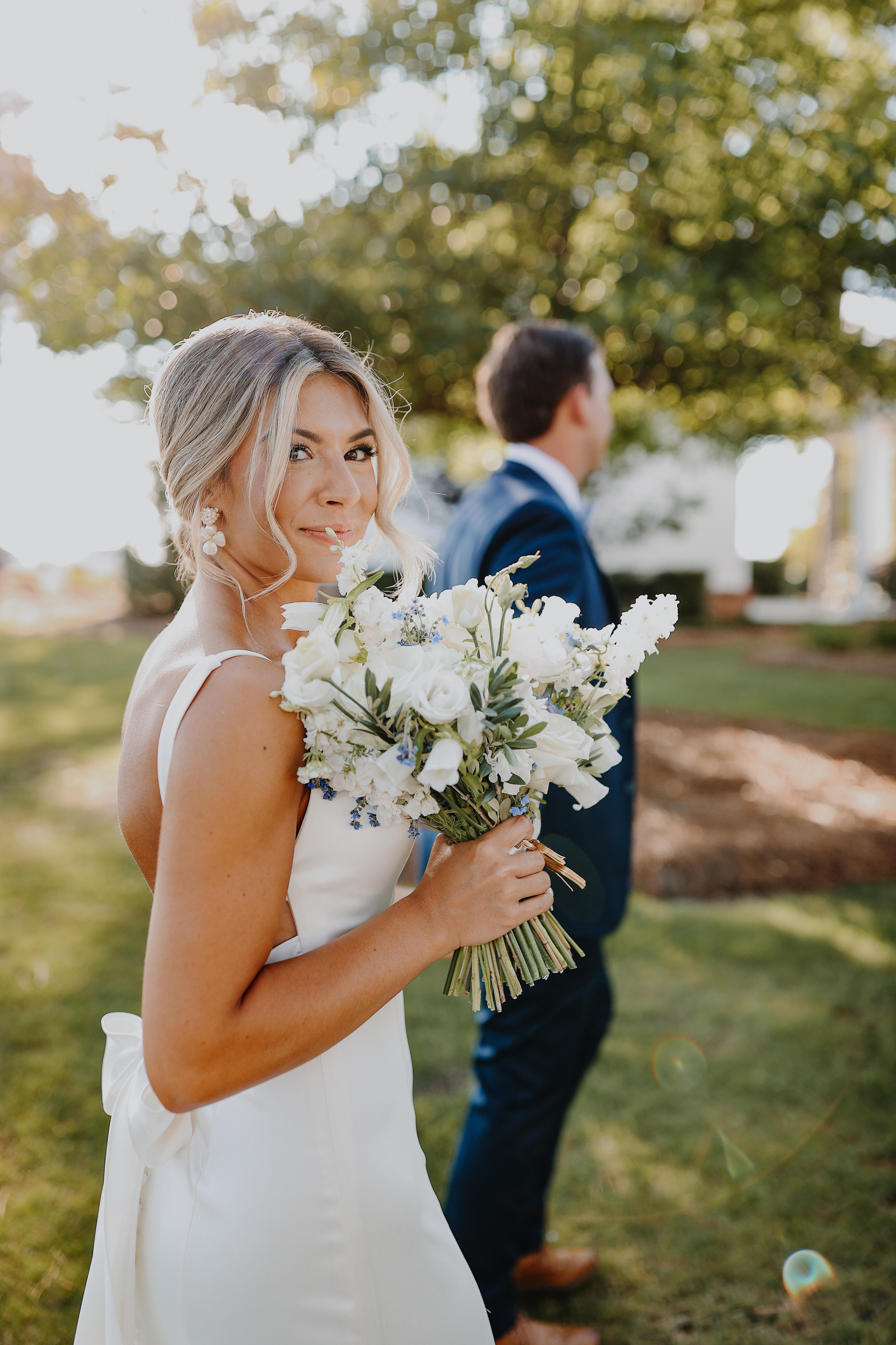 A Classic Spring Wedding at White Oak Road Farm photo 2
