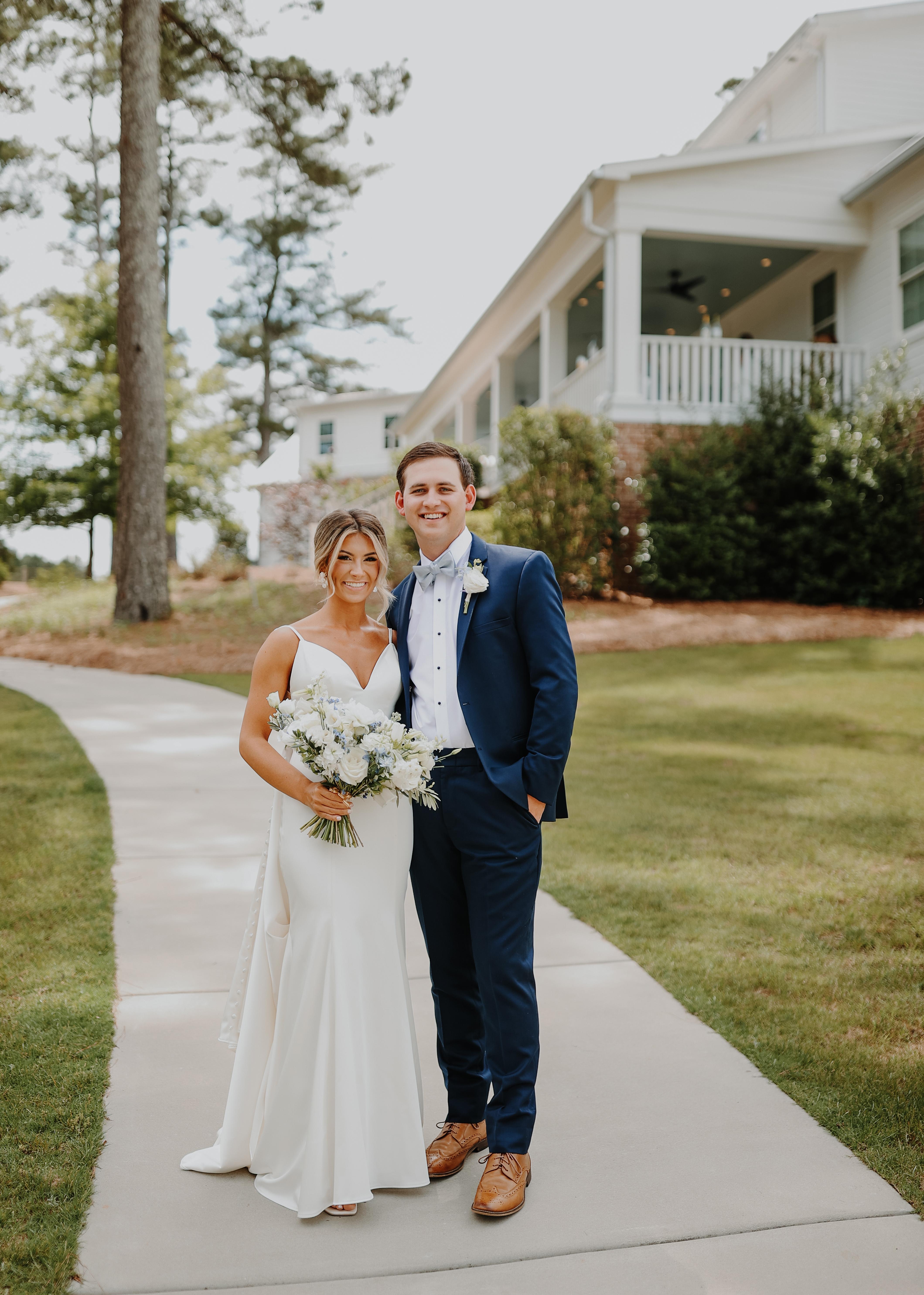 A Classic Spring Wedding at White Oak Road Farm 11