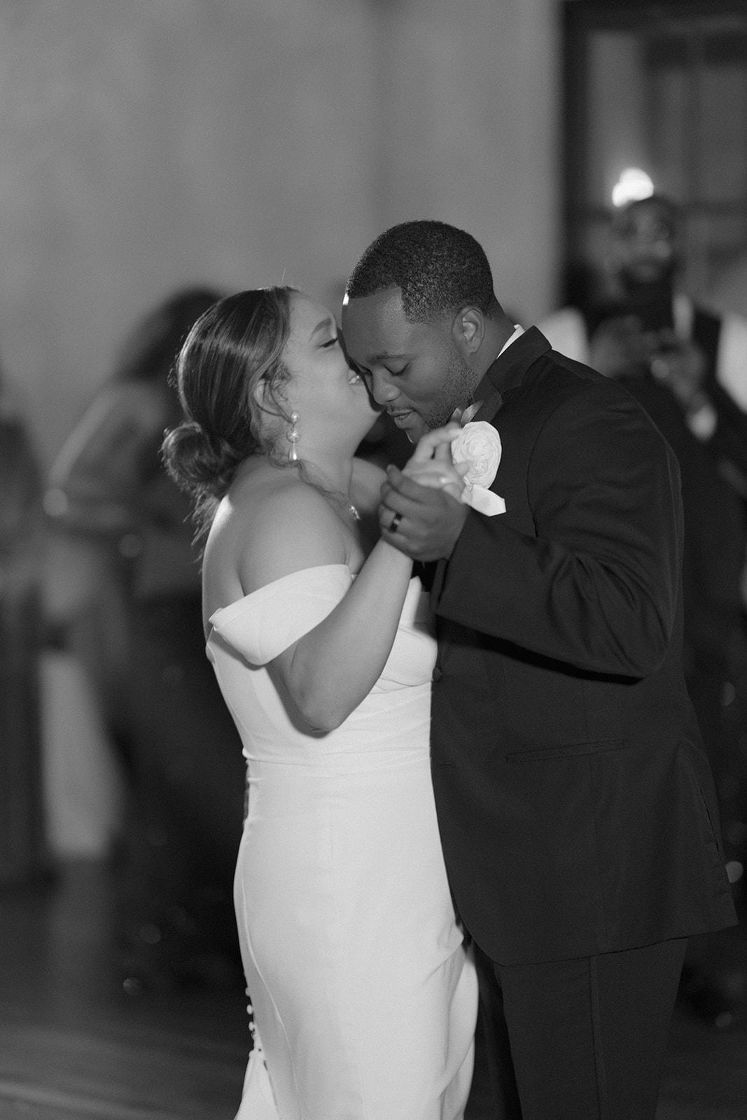 A Modern Winter Wedding at The Howey Mansion 1
