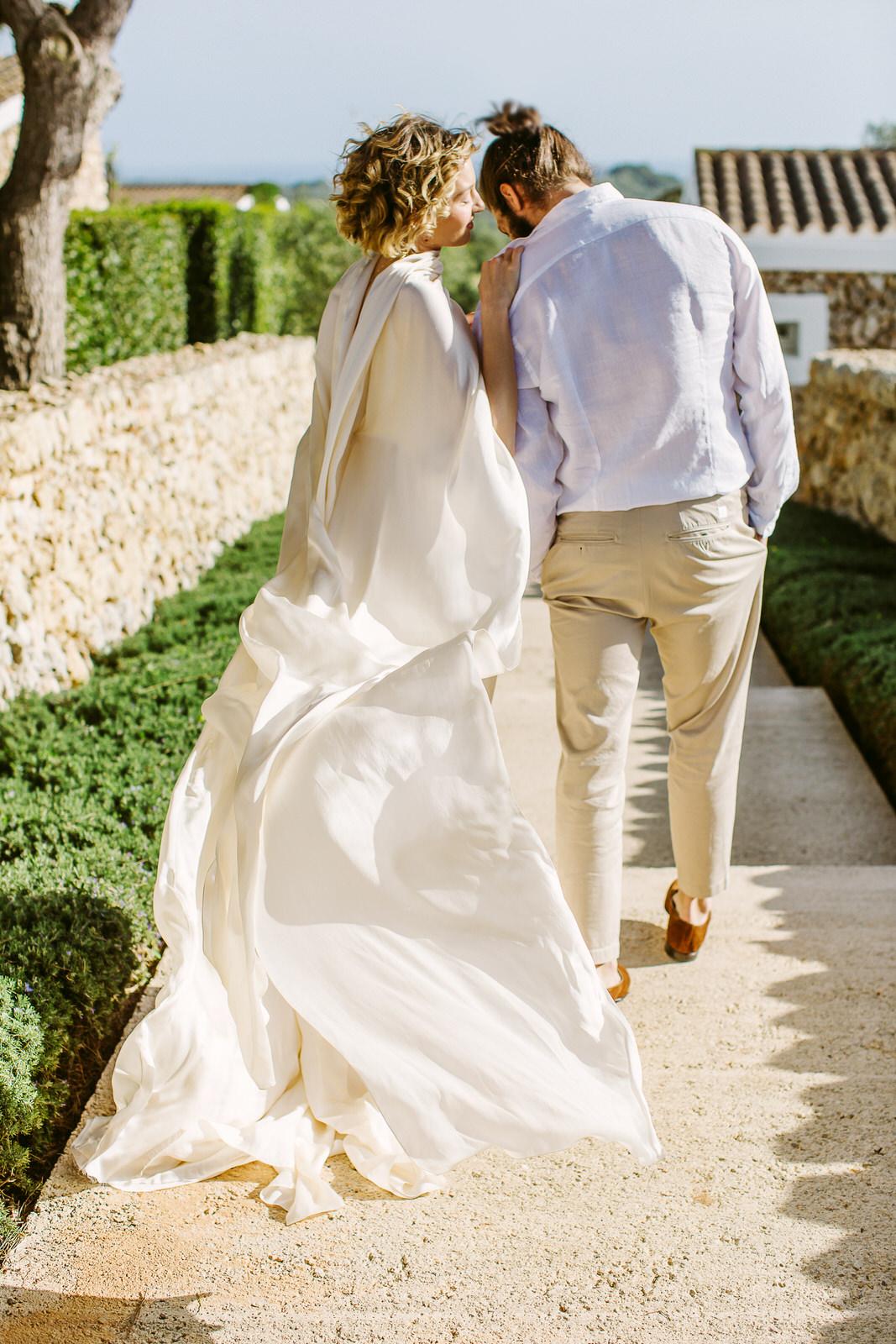 A Romantic Wedding at Hotel Torralbenc 23