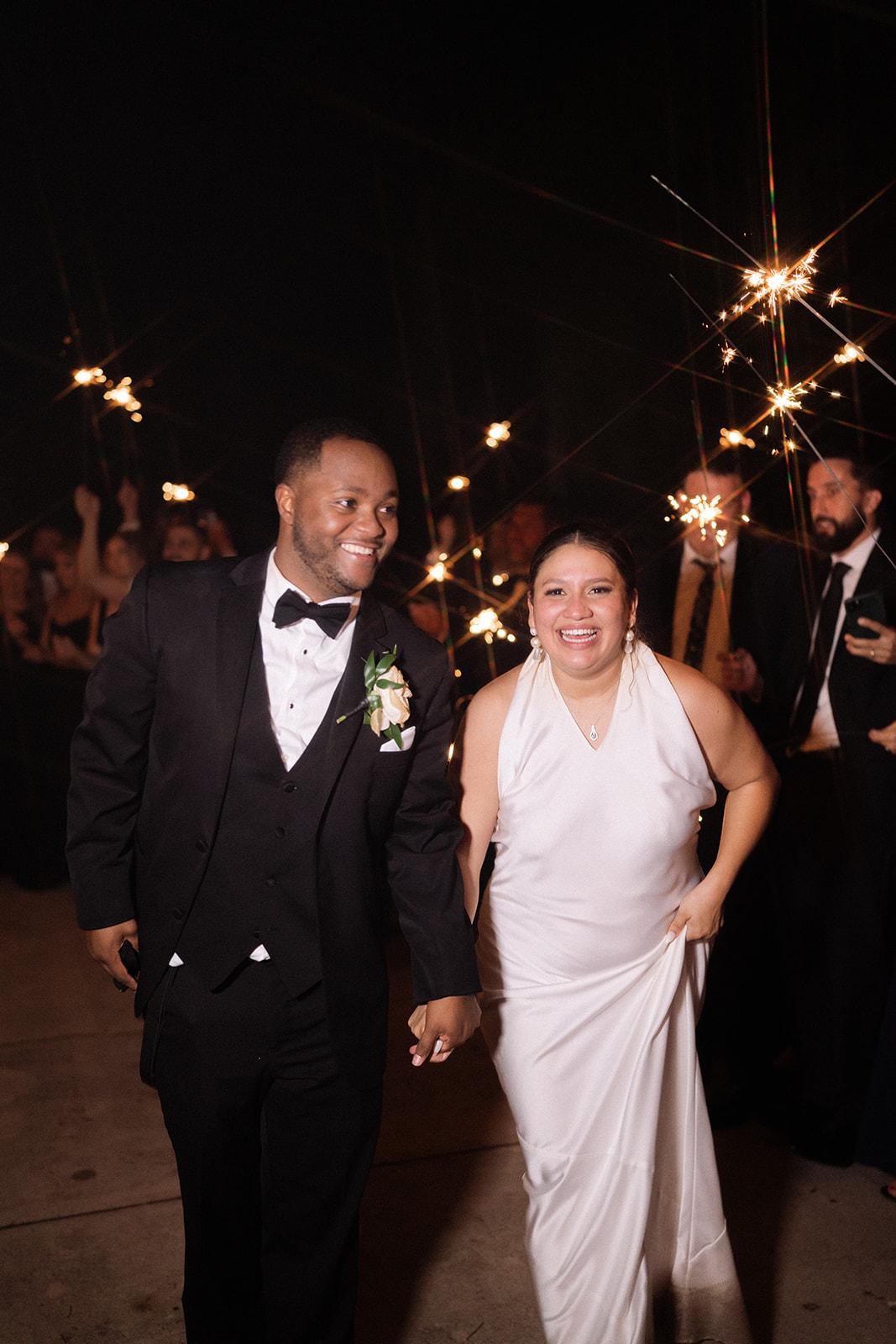 A Modern Winter Wedding at The Howey Mansion 8