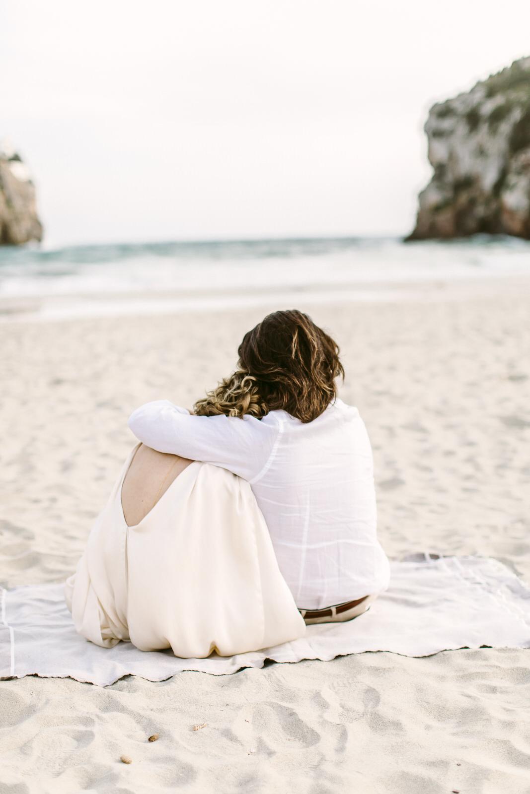 A Romantic Wedding at Hotel Torralbenc 28