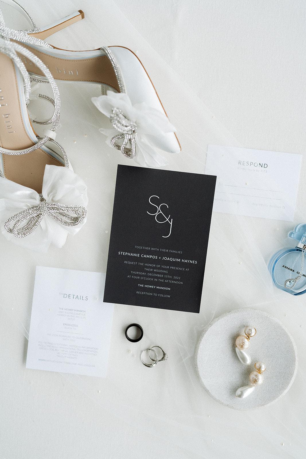 A Modern Winter Wedding at The Howey Mansion 25