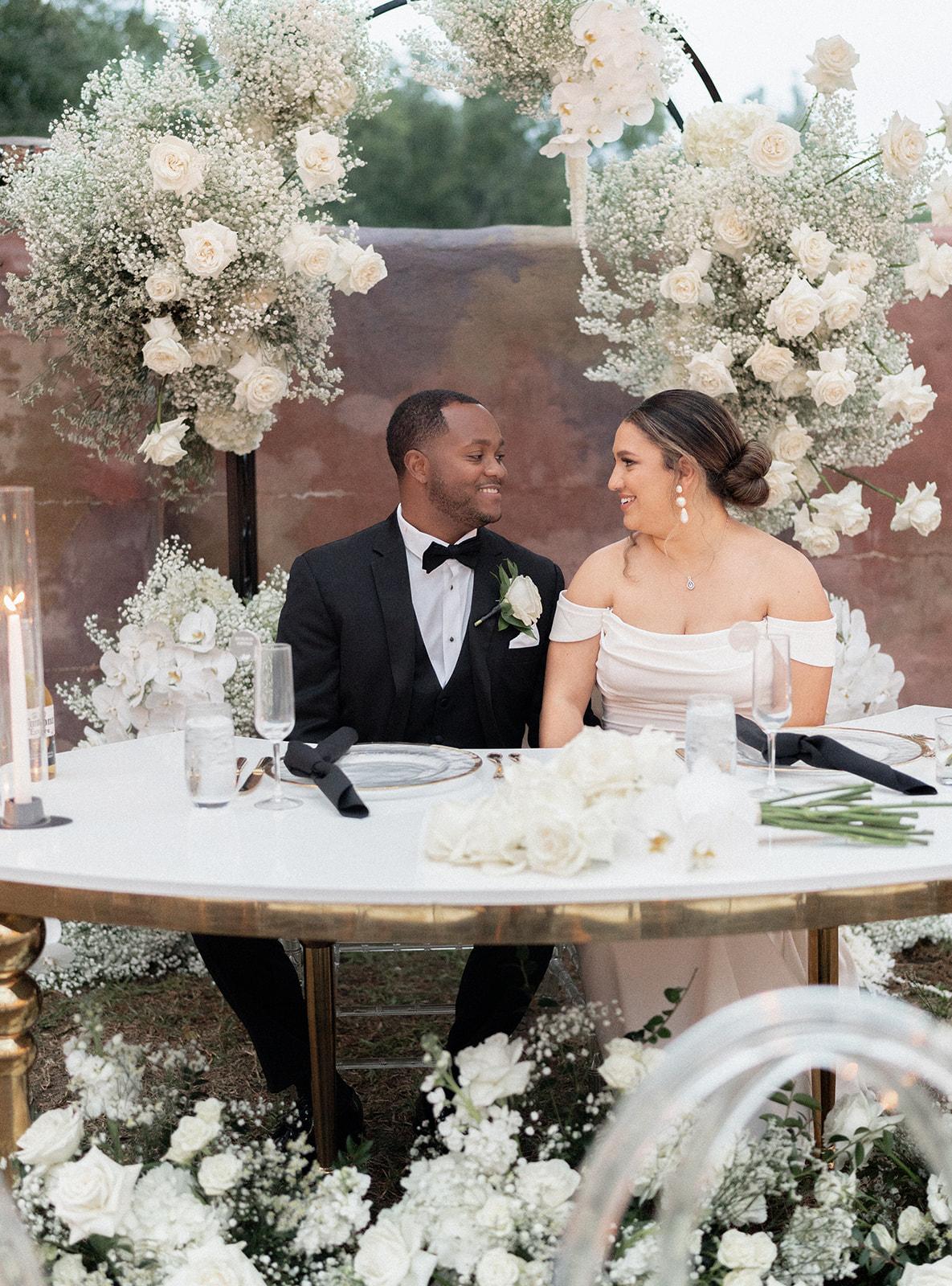 A Modern Winter Wedding at The Howey Mansion 83
