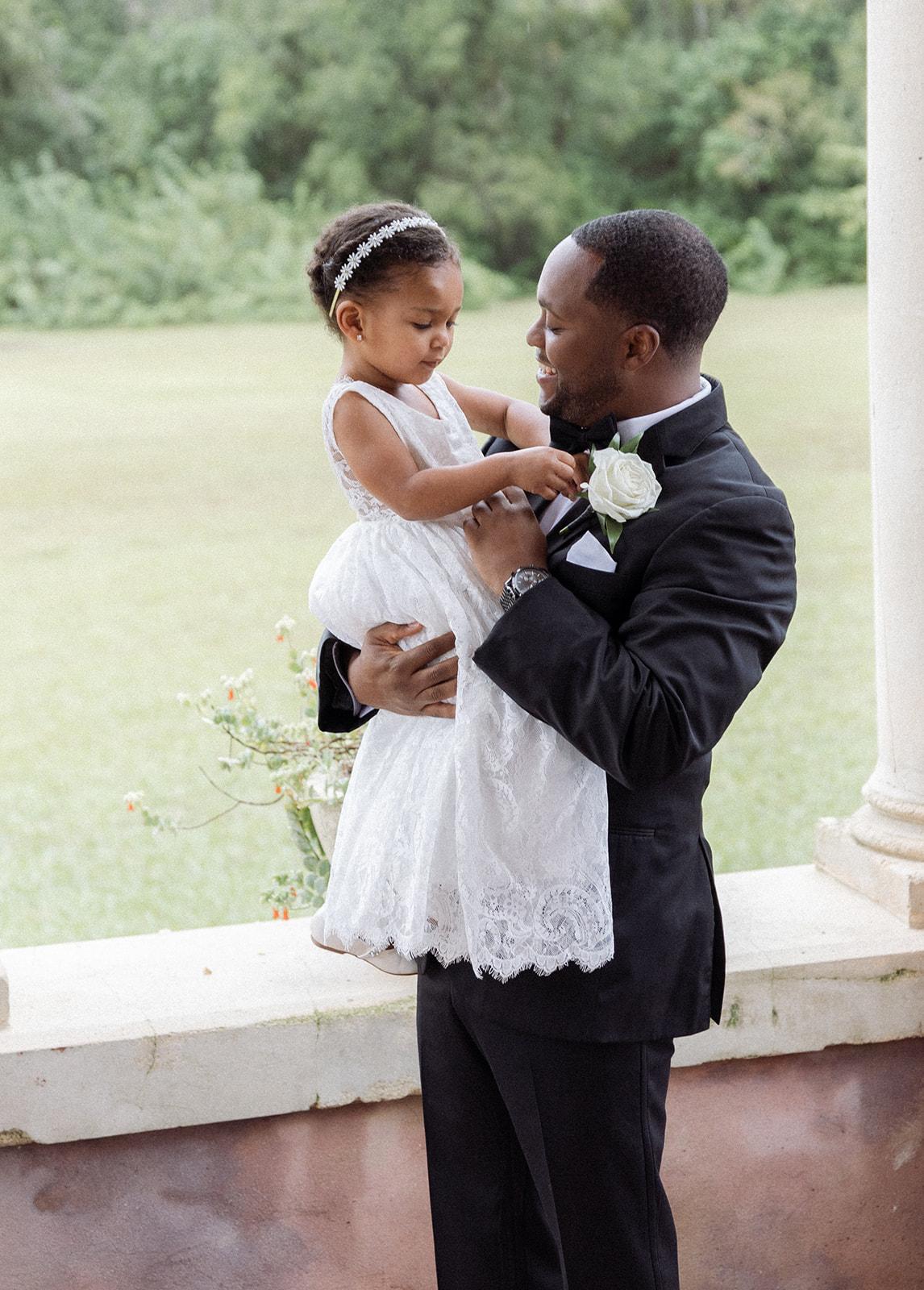 A Modern Winter Wedding at The Howey Mansion 42