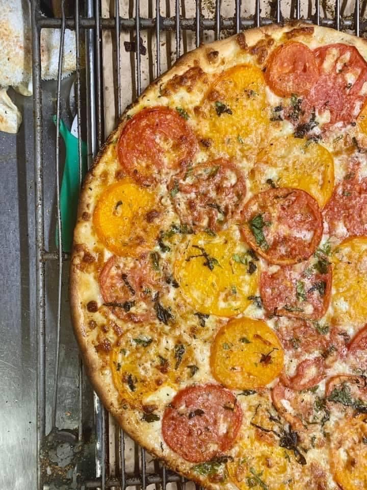 Roselands Apizza
