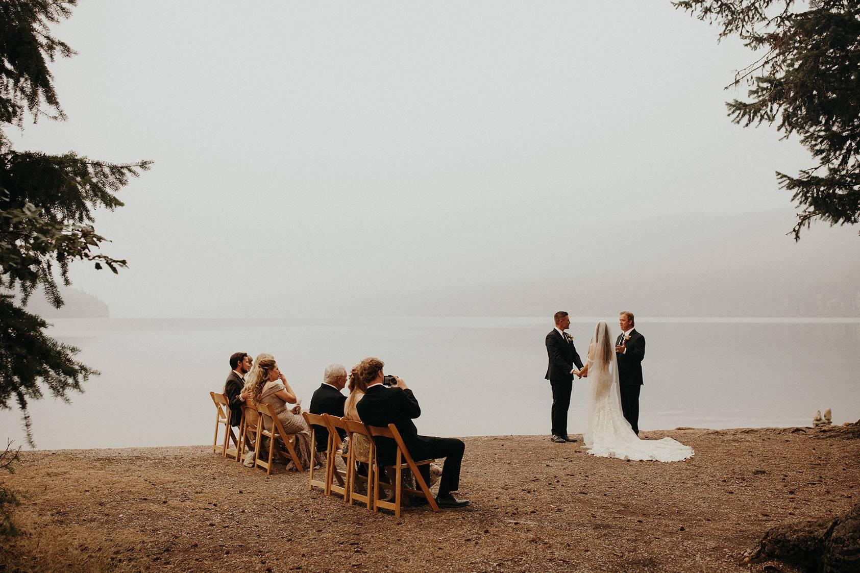 Micro Weddings and Intimate Celebrations: Creating Meaningful Experiences With a Limited Guest List