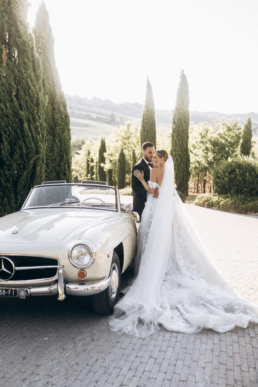 A Romantic Summer Wedding at Tenuta Corbinaia