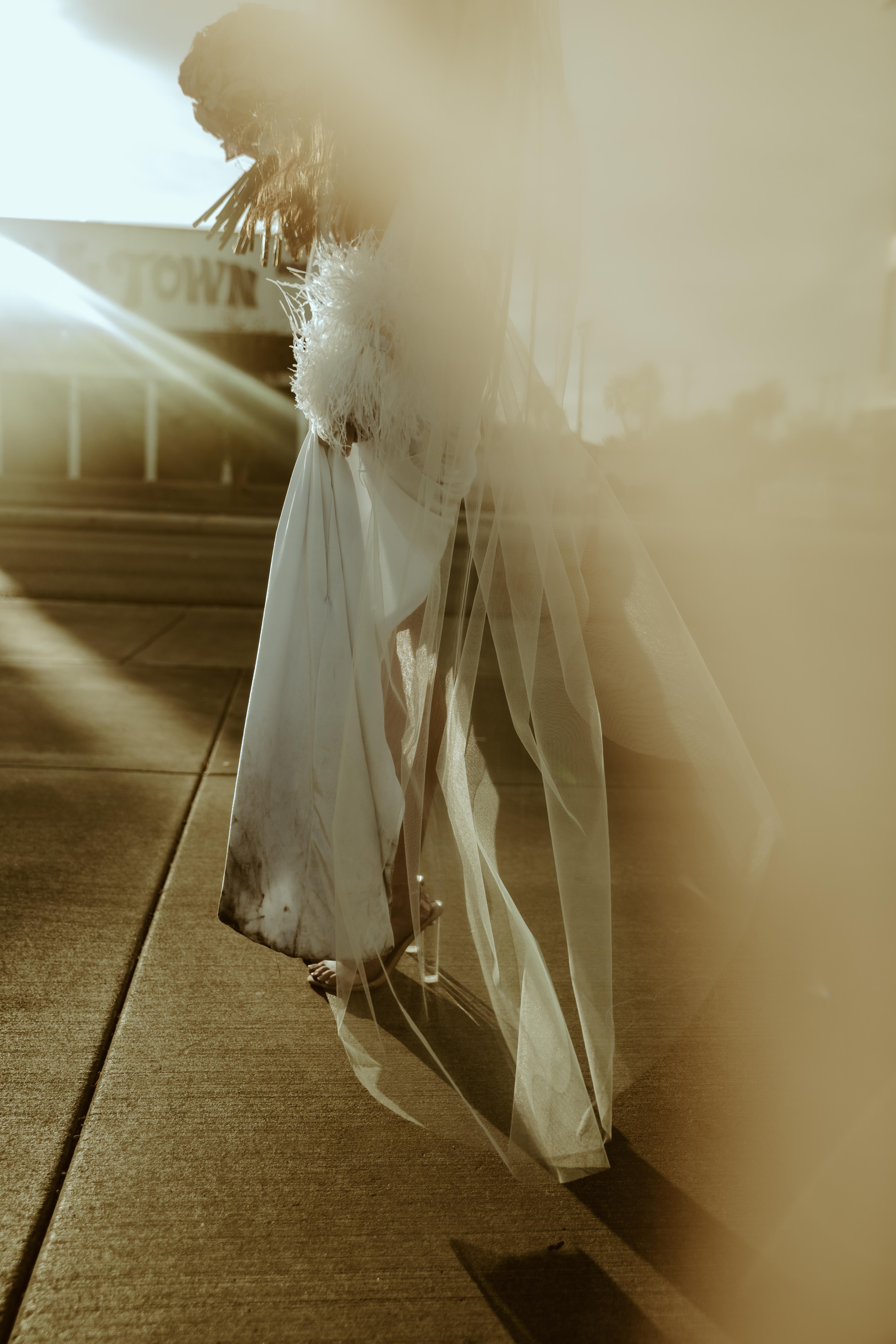 A Non-Traditional Wedding at Little White Wedding Chapel photo 3