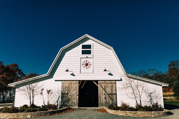 Overlook Barn portfolio 5