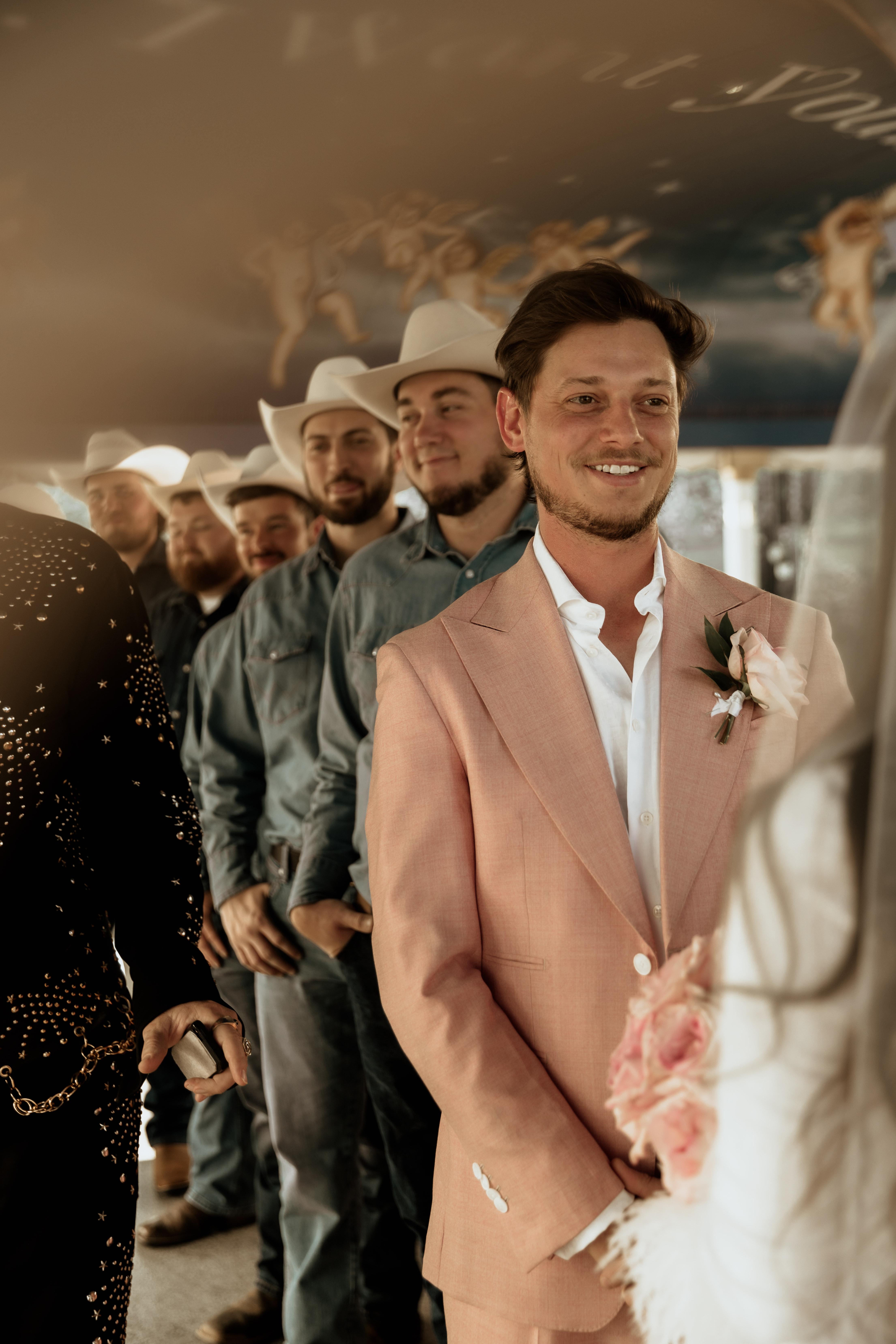 A Non-Traditional Wedding at Little White Wedding Chapel 5