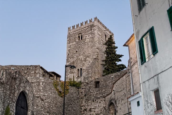 Castello Teofilatto