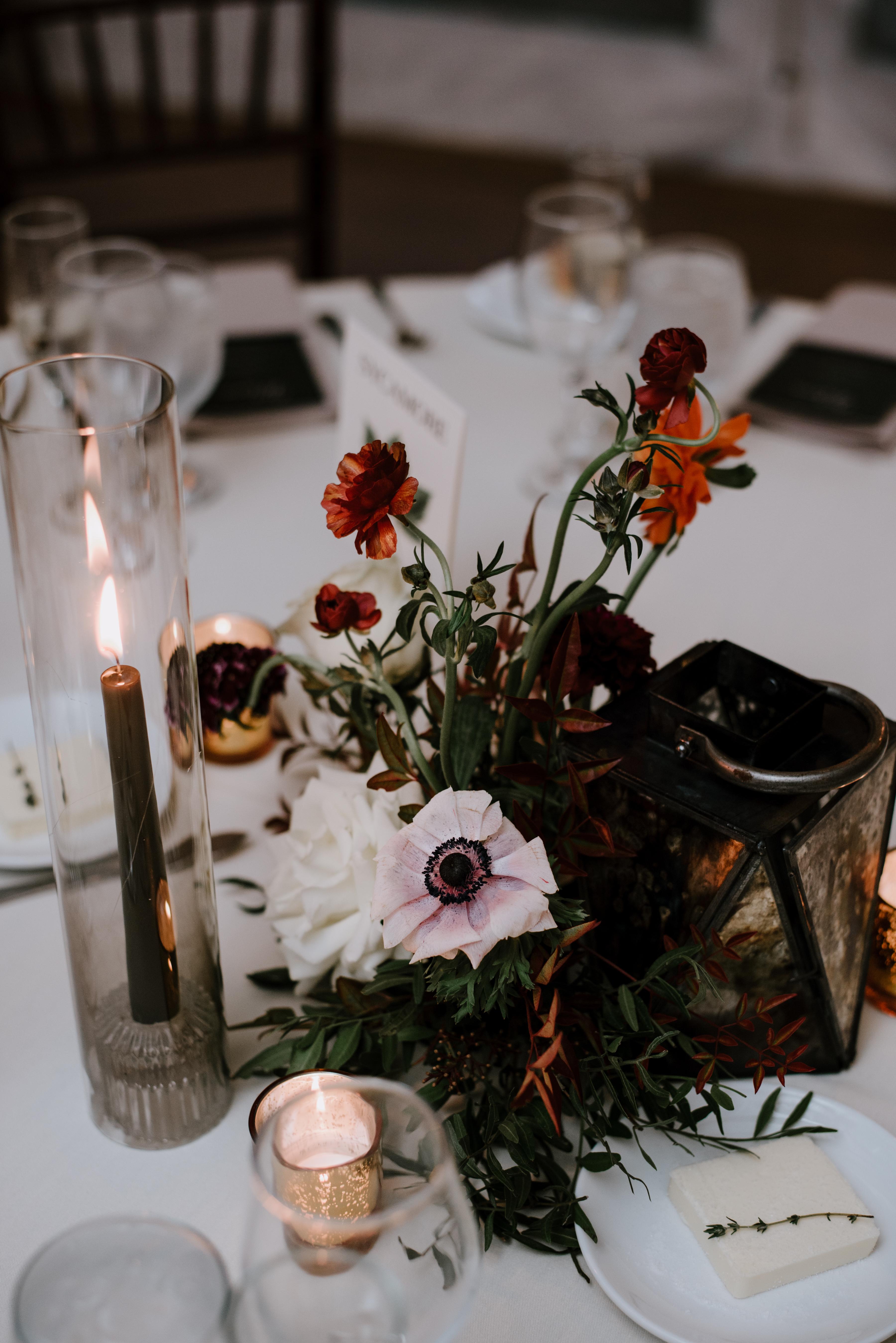 A Modern Fall Wedding at Bartram's Garden 17