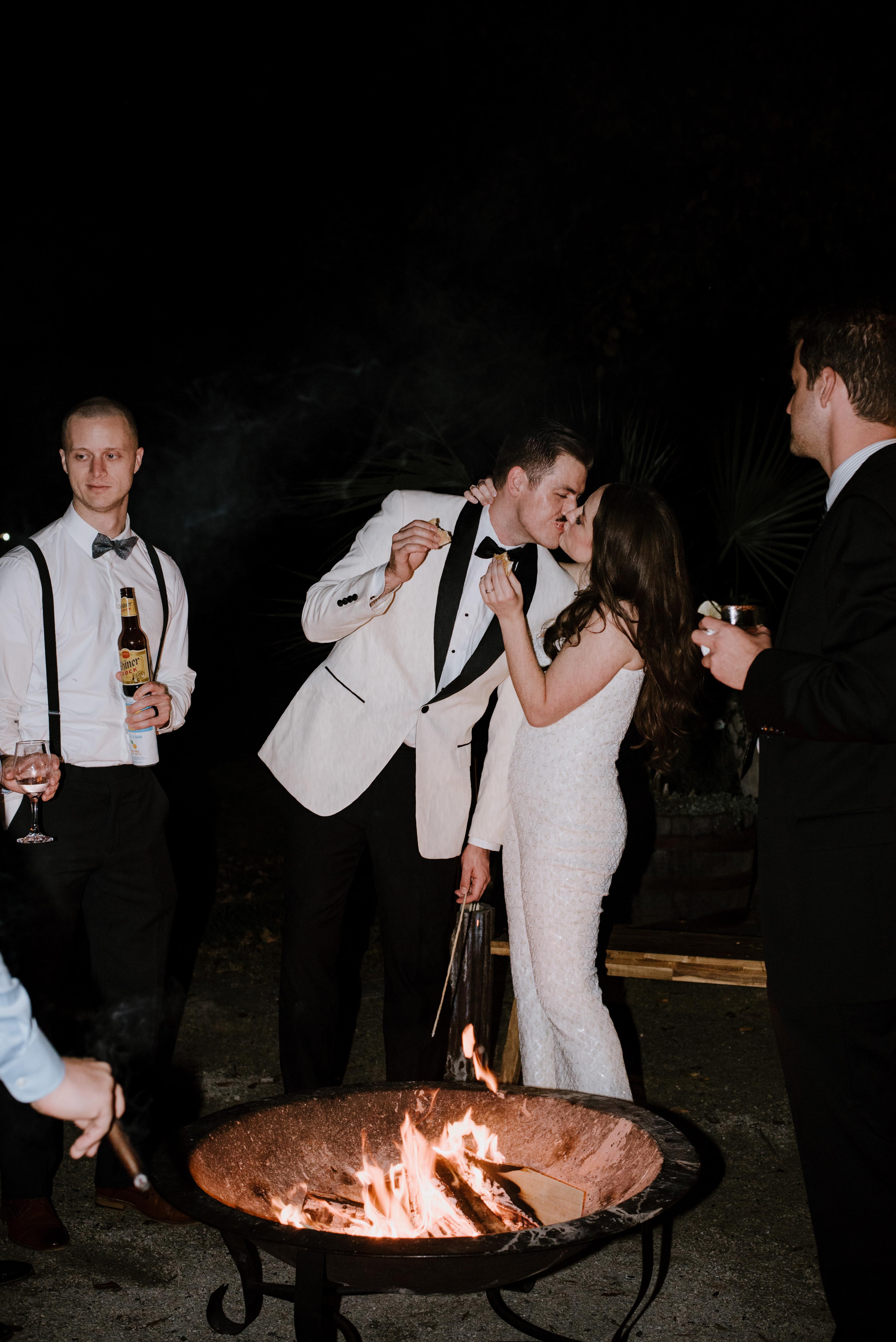 A Modern Fall Wedding at Bartram's Garden 3