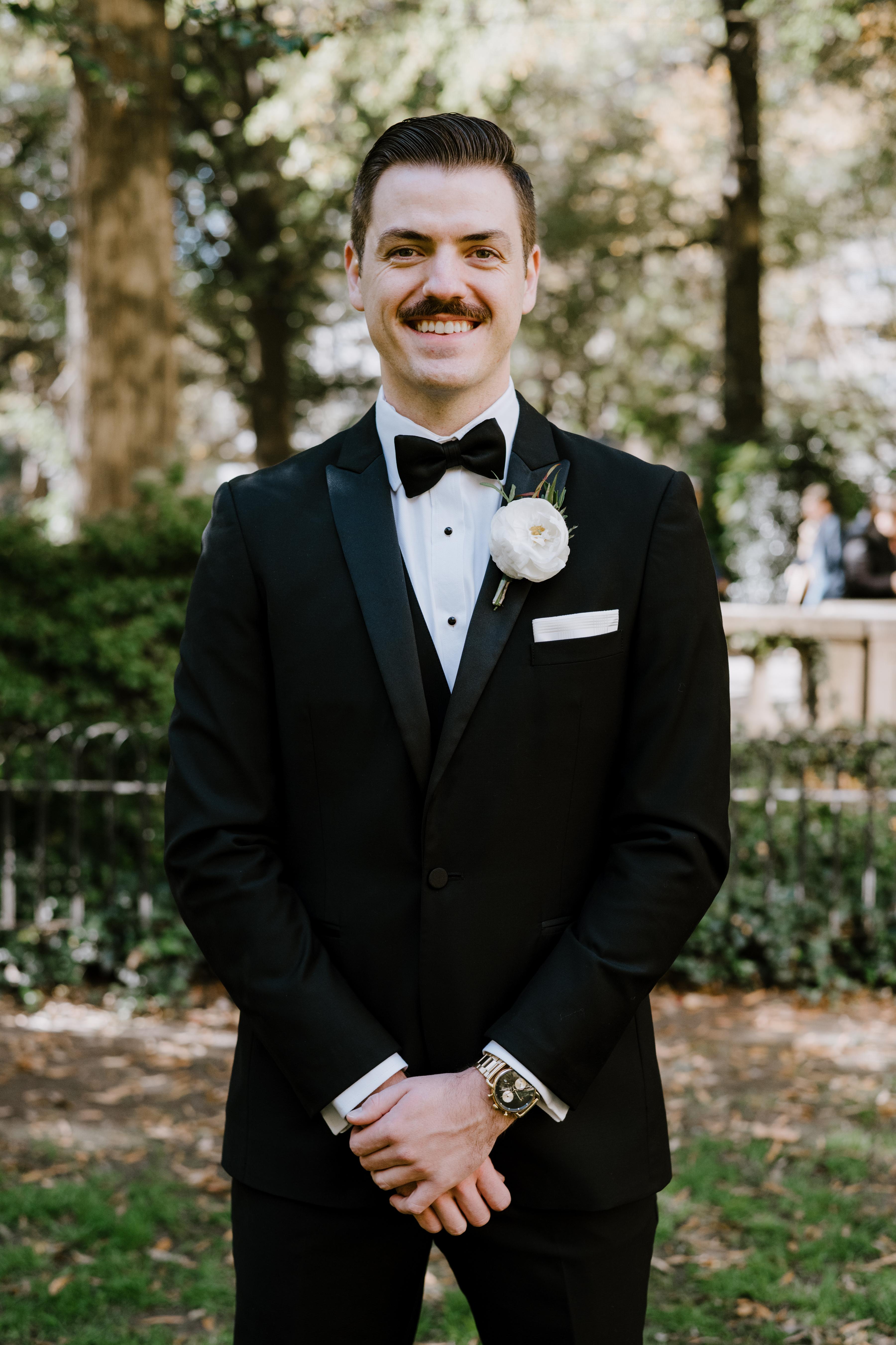A Modern Fall Wedding at Bartram's Garden 16