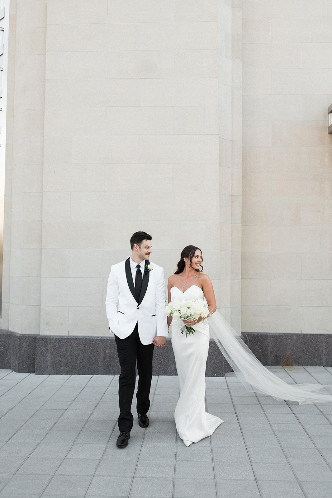 A Modern Fall Wedding at Spanish Trail Country Club 10