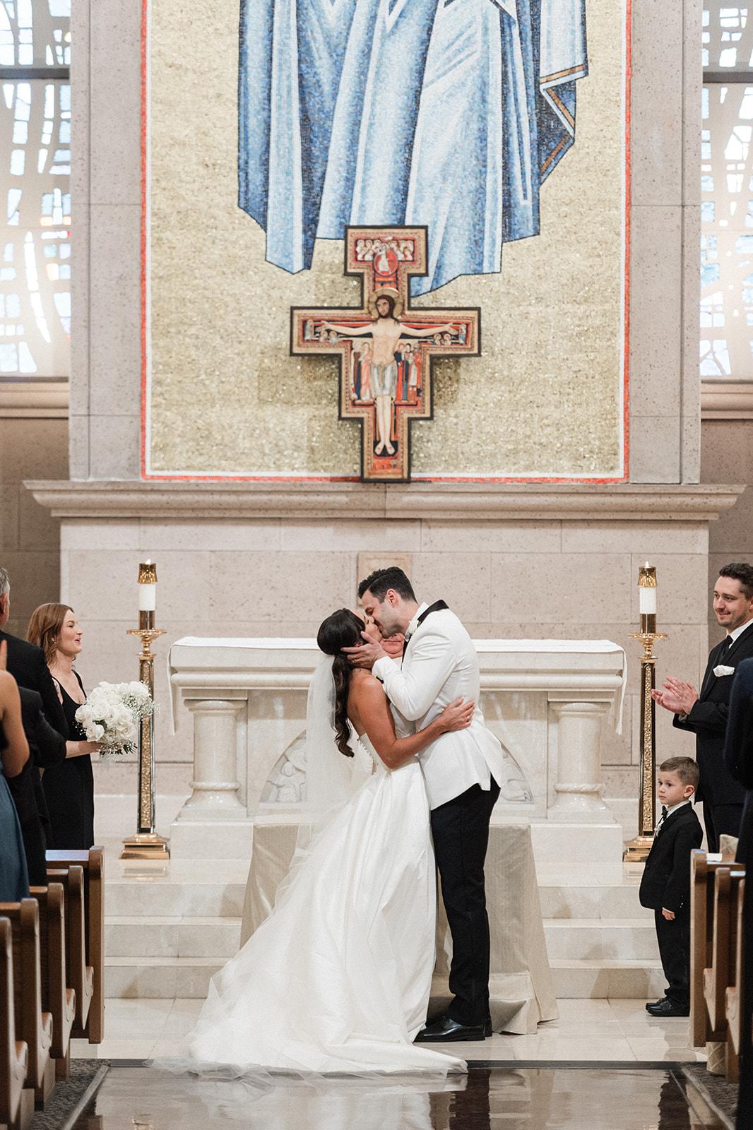 A Modern Fall Wedding at Spanish Trail Country Club 50